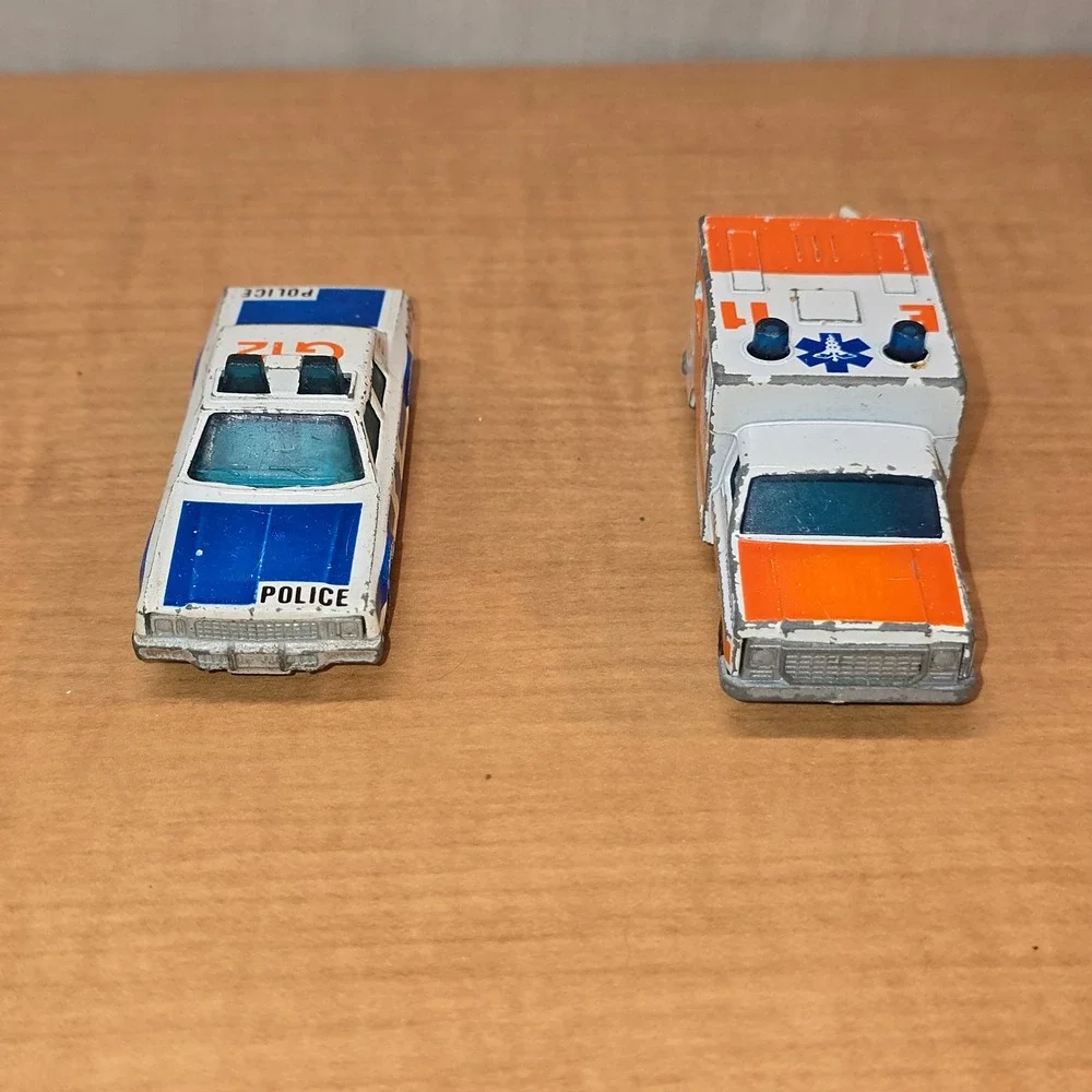 Matchbox Ambulance 1977 Police Gran Fury G12 1979‎ Metal Toy Cars VINTAGE